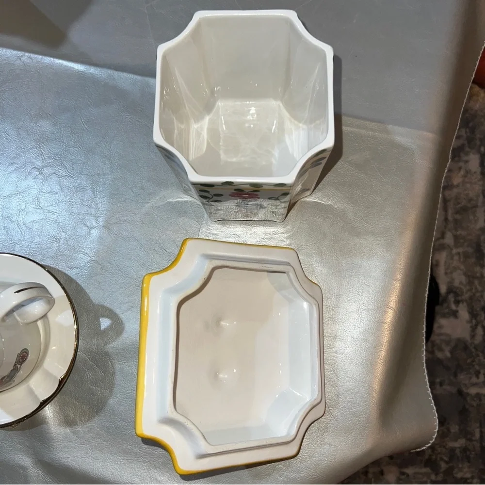 Casafina canister